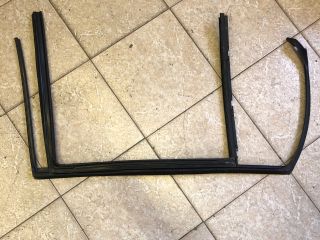 bontott MERCEDES-BENZ C-CLASS Bal hátsó Ablak Sín