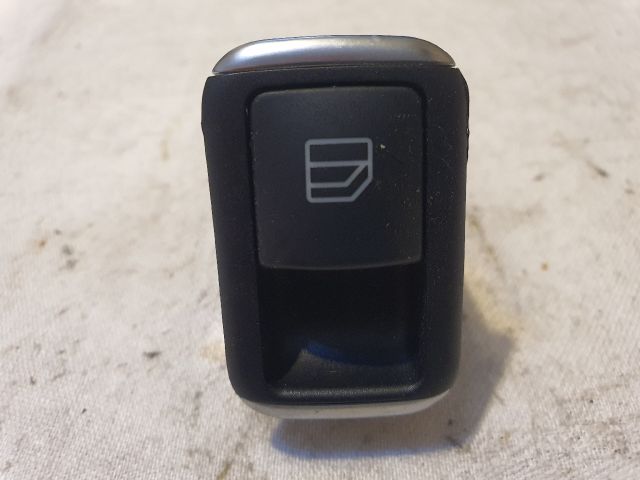 bontott MERCEDES-BENZ C-CLASS Bal hátsó Ablakemelő Kapcsoló