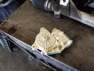 bontott MERCEDES-BENZ C-CLASS Bal hátsó Ablakemelő Motor