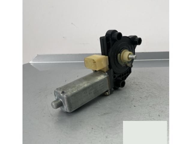 bontott MERCEDES-BENZ C-CLASS Bal hátsó Ablakemelő Motor