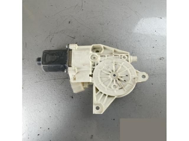 bontott MERCEDES-BENZ C-CLASS Bal hátsó Ablakemelő Motor