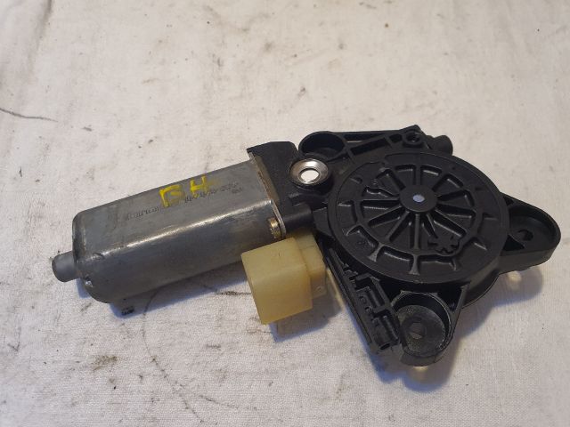 bontott MERCEDES-BENZ C-CLASS Bal hátsó Ablakemelő Motor