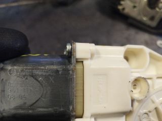 bontott MERCEDES-BENZ C-CLASS Bal hátsó Ablakemelő Motor