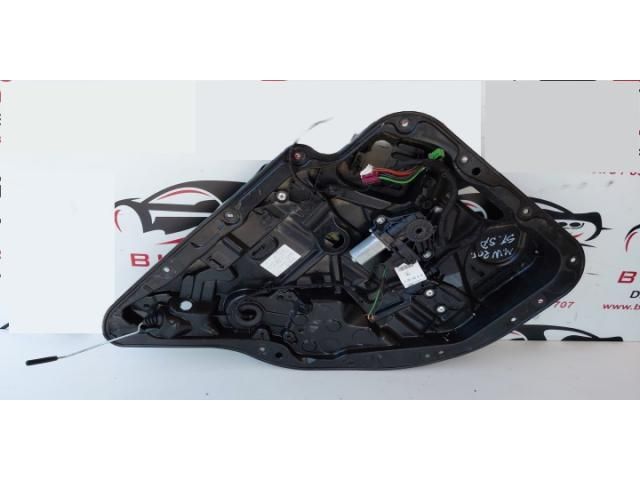 bontott MERCEDES-BENZ C-CLASS Bal hátsó Ablakemelő Szerkezet (Elektromos)