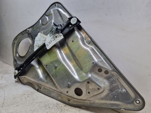 bontott MERCEDES-BENZ C-CLASS Bal hátsó Ablakemelő Szerkezet (Elektromos)