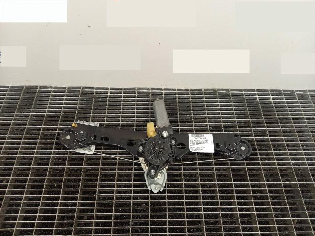 bontott MERCEDES-BENZ C-CLASS Bal hátsó Ablakemelő Szerkezet (Elektromos)