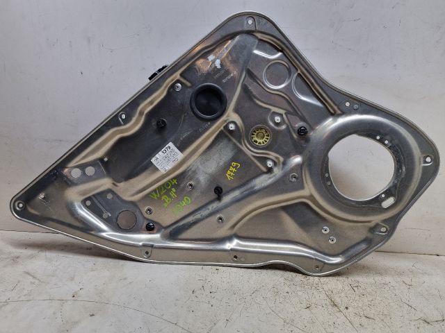 bontott MERCEDES-BENZ C-CLASS Bal hátsó Ablakemelő Szerkezet (Elektromos)