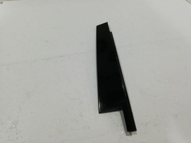 bontott MERCEDES-BENZ C-CLASS Bal hátsó Ajtó Díszléc