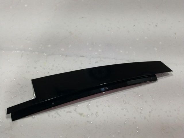 bontott MERCEDES-BENZ C-CLASS Bal hátsó Ajtó Díszléc