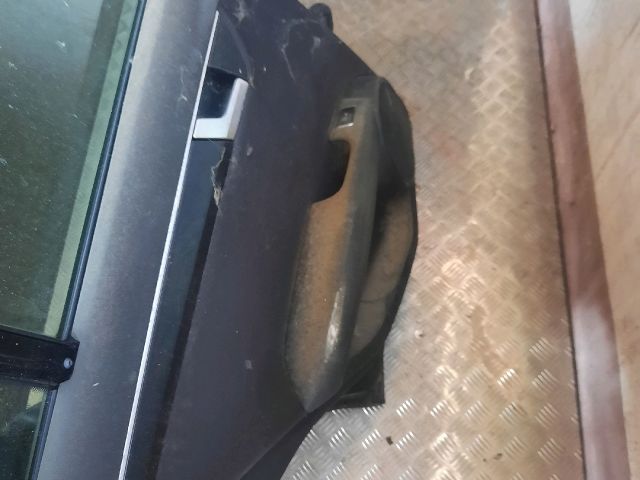 bontott MERCEDES-BENZ C-CLASS Bal hátsó Ajtó (Részeivel)