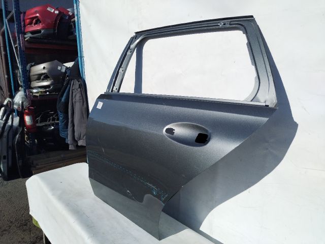 bontott MERCEDES-BENZ C-CLASS Bal hátsó Ajtó (Üres lemez)