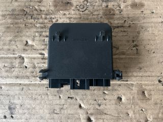 bontott MERCEDES-BENZ C-CLASS Bal hátsó Ajtó Vezérlőegység