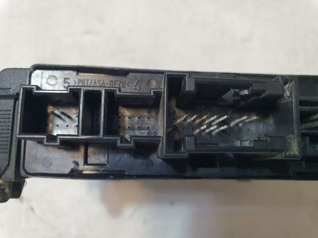 bontott MERCEDES-BENZ C-CLASS Bal hátsó Ajtó Vezérlőegység