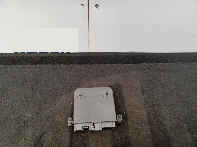 bontott MERCEDES-BENZ C-CLASS Bal hátsó Ajtó Vezérlőegység