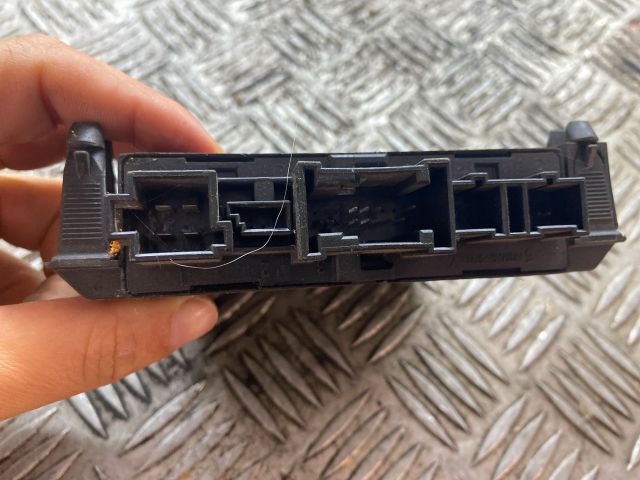 bontott MERCEDES-BENZ C-CLASS Bal hátsó Ajtó Vezérlőegység