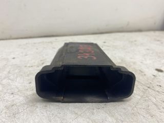 bontott MERCEDES-BENZ C-CLASS Bal hátsó Ajtóhatároló