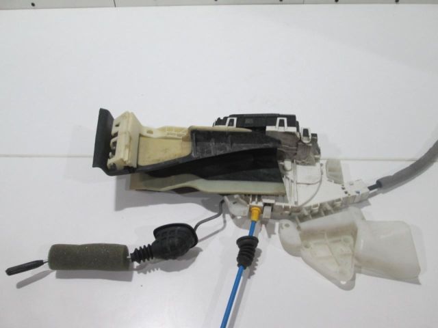 bontott MERCEDES-BENZ C-CLASS Bal hátsó Ajtózár