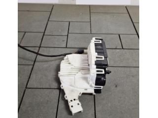 bontott MERCEDES-BENZ C-CLASS Bal hátsó Ajtózár