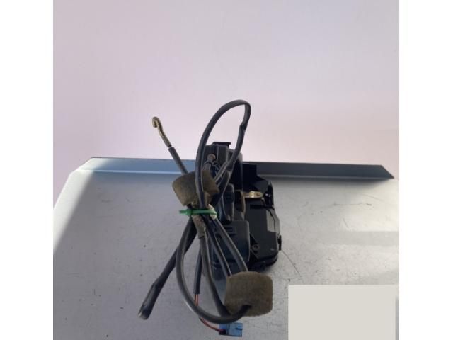 bontott MERCEDES-BENZ C-CLASS Bal hátsó Ajtózár