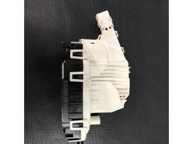 bontott MERCEDES-BENZ C-CLASS Bal hátsó Ajtózár