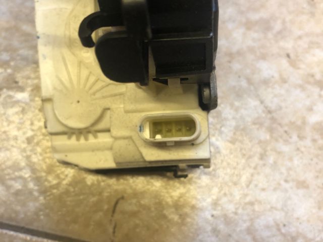 bontott MERCEDES-BENZ C-CLASS Bal hátsó Ajtózár