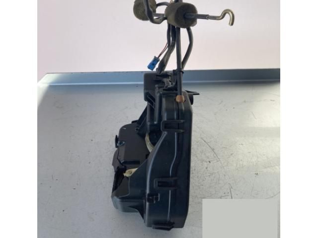 bontott MERCEDES-BENZ C-CLASS Bal hátsó Ajtózár