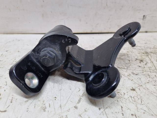 bontott MERCEDES-BENZ C-CLASS Bal hátsó Alsó Zsanér