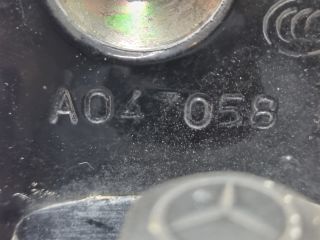 bontott MERCEDES-BENZ C-CLASS Bal hátsó Alsó Zsanér