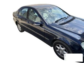 bontott MERCEDES-BENZ C-CLASS Bal hátsó Alsó Zsanér