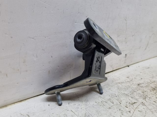 bontott MERCEDES-BENZ C-CLASS Bal hátsó Alsó Zsanér