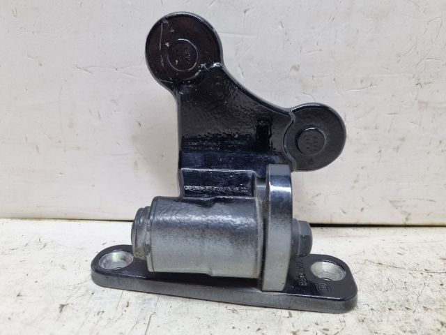 bontott MERCEDES-BENZ C-CLASS Bal hátsó Alsó Zsanér