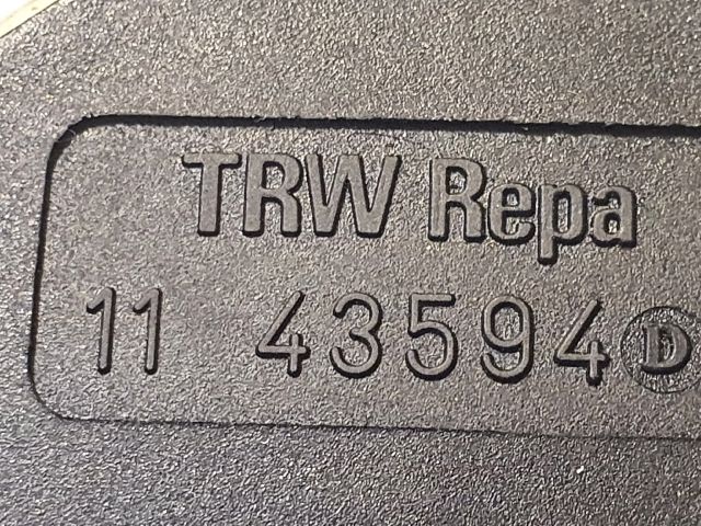 bontott MERCEDES-BENZ C-CLASS Bal hátsó Biztonsági Öv