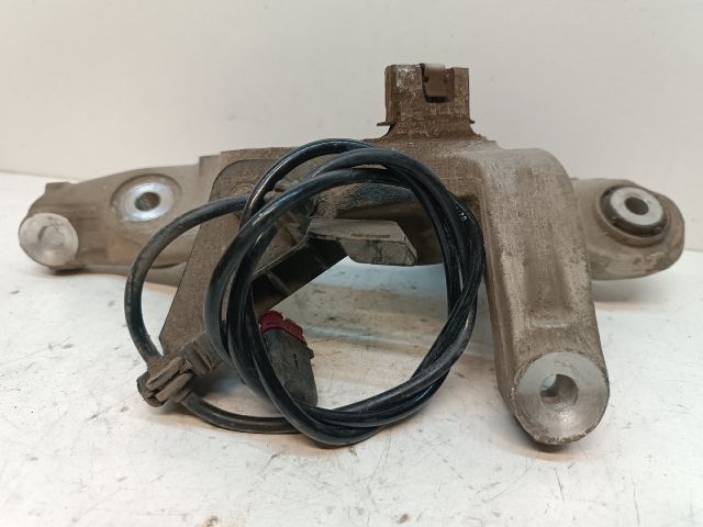 bontott MERCEDES-BENZ C-CLASS Bal hátsó Csonkállvány