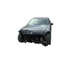 bontott MERCEDES-BENZ C-CLASS Bal hátsó Dobbetét (Kerékjárati, Műanyag)