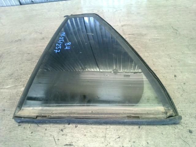 bontott MERCEDES-BENZ C-CLASS Bal hátsó Fixüveg (Ajtóban)