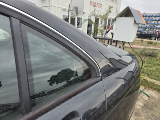 bontott MERCEDES-BENZ C-CLASS Bal hátsó Fixüveg (Ajtóban)