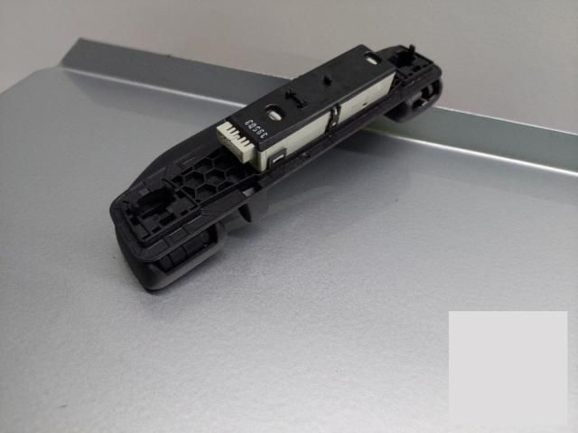 bontott MERCEDES-BENZ C-CLASS Bal hátsó Kapaszkodó (Felső)