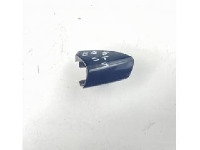 bontott MERCEDES-BENZ C-CLASS Bal hátsó Kilincs Burkolat