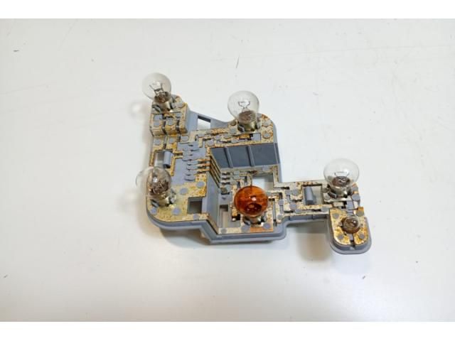 bontott MERCEDES-BENZ C-CLASS Bal Hátsó Lámpa Foglalat