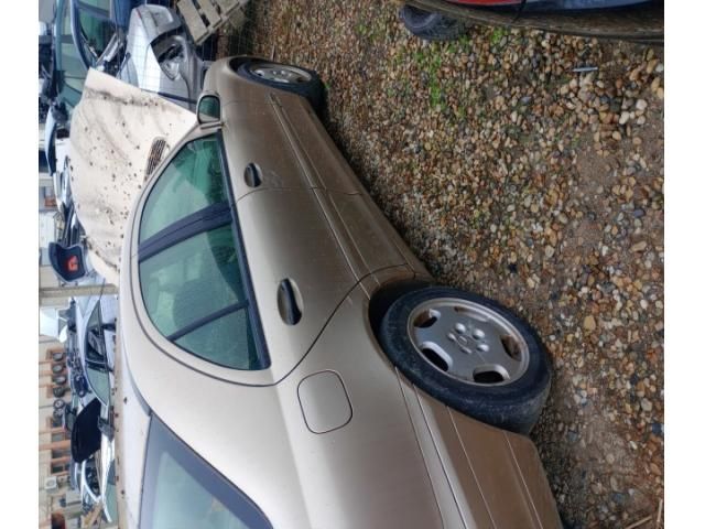 bontott MERCEDES-BENZ C-CLASS Bal Hátsó Lámpa Foglalat