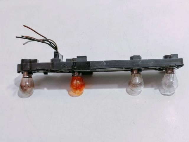 bontott MERCEDES-BENZ C-CLASS Bal Hátsó Lámpa Foglalat