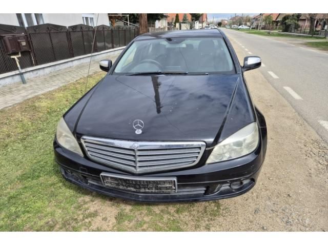 bontott MERCEDES-BENZ C-CLASS Bal Hátsó Lámpa Foglalat