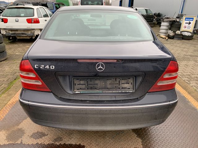 bontott MERCEDES-BENZ C-CLASS Bal Hátsó Lámpa