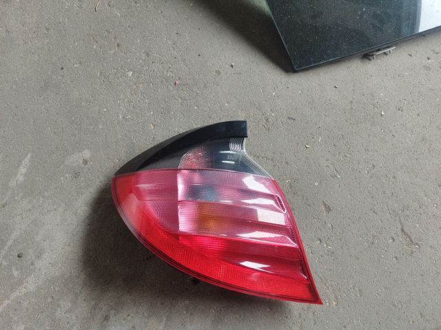 bontott MERCEDES-BENZ C-CLASS Bal Hátsó Lámpa