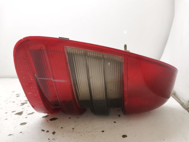 bontott MERCEDES-BENZ C-CLASS Bal Hátsó Lámpa