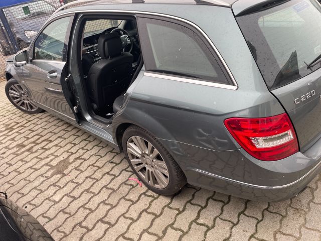 bontott MERCEDES-BENZ C-CLASS Bal Hátsó Lámpa