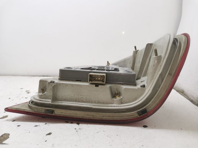 bontott MERCEDES-BENZ C-CLASS Bal Hátsó Lámpa