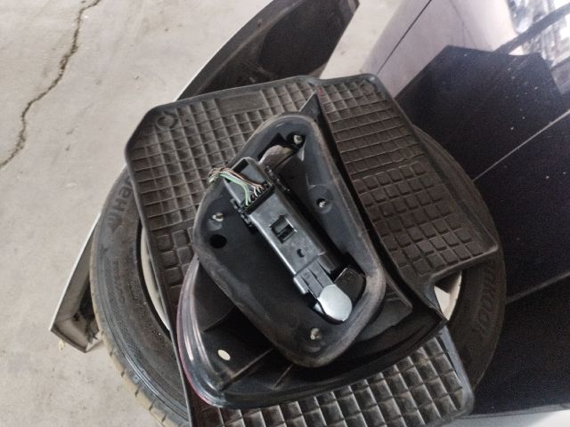 bontott MERCEDES-BENZ C-CLASS Bal Hátsó Lámpa