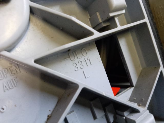 bontott MERCEDES-BENZ C-CLASS Bal Hátsó Lámpa