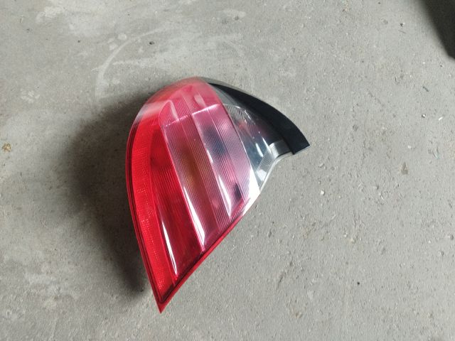 bontott MERCEDES-BENZ C-CLASS Bal Hátsó Lámpa